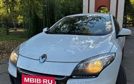 Renault Megane III, 2013 год, 650 000 рублей, 3 фотография