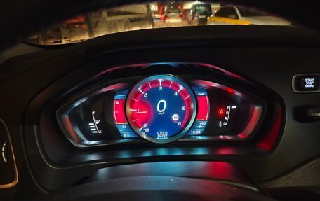 Volvo V40 Cross Country I, 2014 год, 1 700 000 рублей, 7 фотография