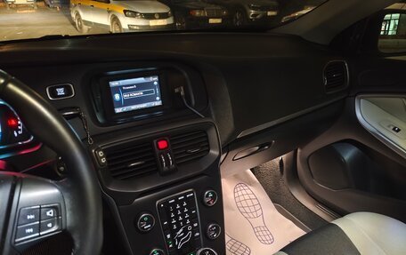 Volvo V40 Cross Country I, 2014 год, 1 700 000 рублей, 5 фотография