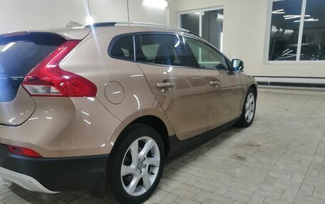 Volvo V40 Cross Country I, 2014 год, 1 700 000 рублей, 11 фотография