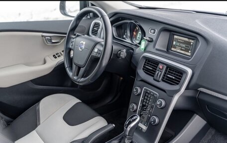 Volvo V40 Cross Country I, 2014 год, 1 700 000 рублей, 16 фотография