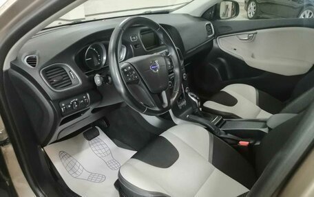 Volvo V40 Cross Country I, 2014 год, 1 700 000 рублей, 13 фотография