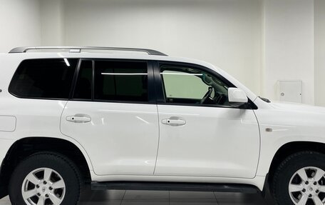 Toyota Land Cruiser 200, 2011 год, 3 600 000 рублей, 6 фотография