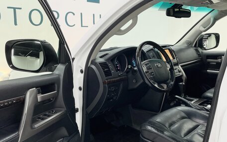 Toyota Land Cruiser 200, 2011 год, 3 600 000 рублей, 13 фотография