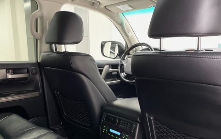 Toyota Land Cruiser 200, 2011 год, 3 600 000 рублей, 21 фотография