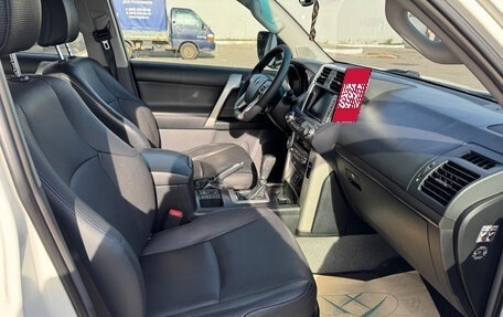 Toyota Land Cruiser Prado 150 рестайлинг 2, 2013 год, 2 040 000 рублей, 9 фотография