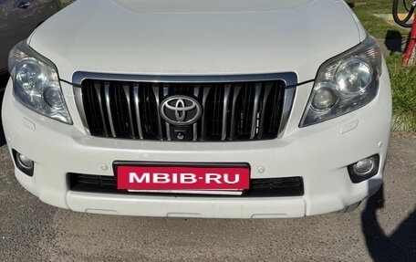 Toyota Land Cruiser Prado 150 рестайлинг 2, 2013 год, 2 040 000 рублей, 18 фотография