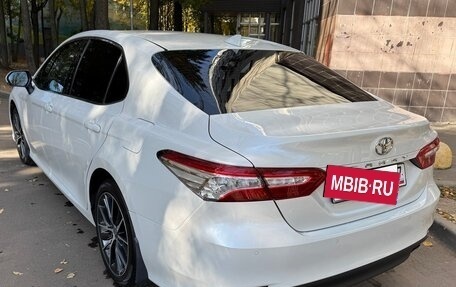 Toyota Camry, 2022 год, 3 730 000 рублей, 3 фотография