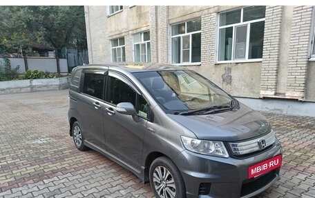 Honda Freed I, 2012 год, 880 000 рублей, 4 фотография