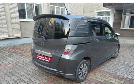 Honda Freed I, 2012 год, 880 000 рублей, 7 фотография