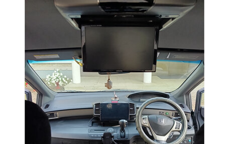 Honda Freed I, 2012 год, 880 000 рублей, 15 фотография