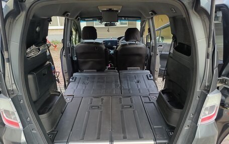 Honda Freed I, 2012 год, 880 000 рублей, 18 фотография