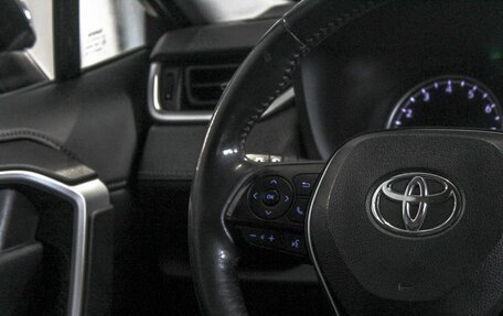 Toyota RAV4, 2019 год, 2 649 900 рублей, 17 фотография