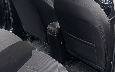 Hyundai Solaris II рестайлинг, 2013 год, 780 000 рублей, 12 фотография