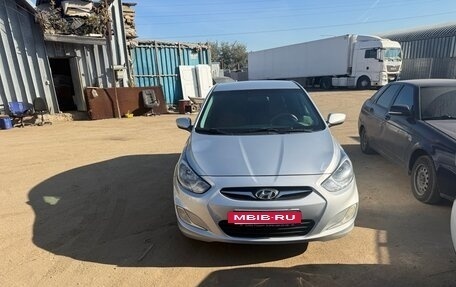Hyundai Solaris II рестайлинг, 2011 год, 530 000 рублей, 5 фотография