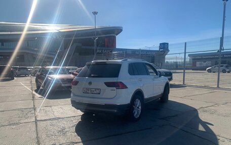 Volkswagen Tiguan II, 2018 год, 2 446 400 рублей, 6 фотография