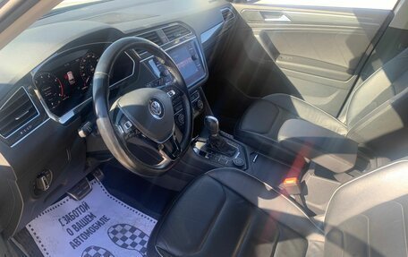 Volkswagen Tiguan II, 2018 год, 2 446 400 рублей, 9 фотография
