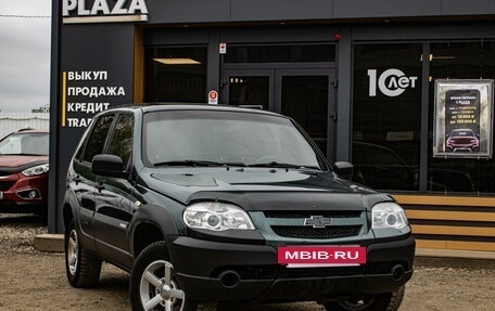 Chevrolet Niva I рестайлинг, 2015 год, 469 000 рублей, 2 фотография