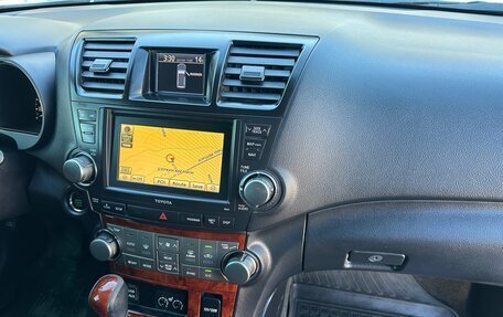 Toyota Highlander III, 2011 год, 1 780 000 рублей, 28 фотография
