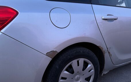 Opel Astra J, 2011 год, 350 000 рублей, 9 фотография