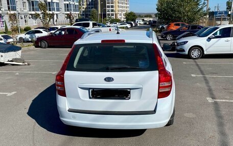 KIA cee'd I рестайлинг, 2009 год, 800 000 рублей, 2 фотография