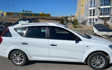 KIA cee'd I рестайлинг, 2009 год, 800 000 рублей, 7 фотография