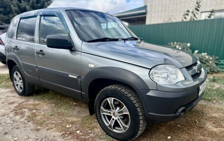 Chevrolet Niva I рестайлинг, 2016 год, 725 000 рублей, 4 фотография
