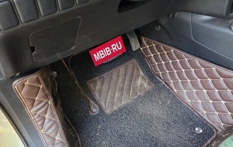 Mitsubishi Outlander III рестайлинг 3, 2021 год, 2 700 000 рублей, 13 фотография