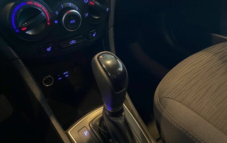 Hyundai Solaris II рестайлинг, 2015 год, 1 030 000 рублей, 30 фотография