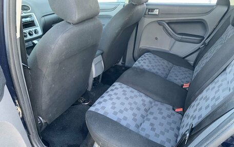 Ford Focus II рестайлинг, 2005 год, 295 000 рублей, 13 фотография