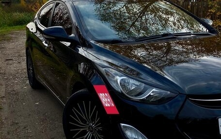 Hyundai Avante, 2012 год, 1 200 000 рублей, 2 фотография