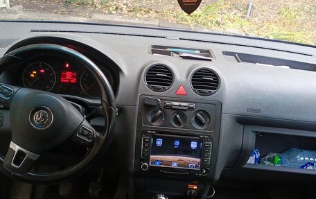 Volkswagen Caddy III рестайлинг, 2004 год, 750 000 рублей, 5 фотография