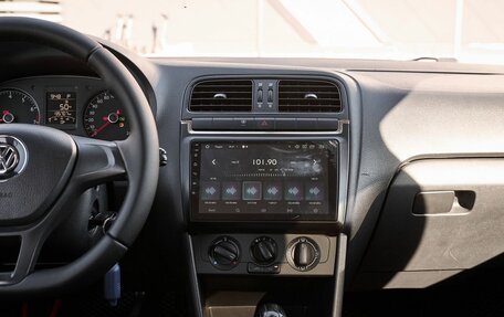 Volkswagen Polo VI (EU Market), 2016 год, 1 078 000 рублей, 14 фотография