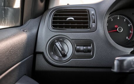 Volkswagen Polo VI (EU Market), 2016 год, 1 078 000 рублей, 11 фотография