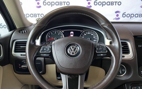Volkswagen Touareg III, 2012 год, 1 975 000 рублей, 8 фотография