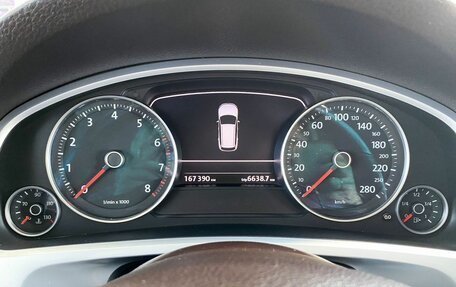 Volkswagen Touareg III, 2012 год, 1 975 000 рублей, 9 фотография