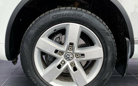 Volkswagen Touareg III, 2012 год, 1 975 000 рублей, 17 фотография