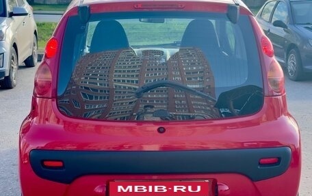 Peugeot 107 I рестайлинг, 2010 год, 400 000 рублей, 7 фотография