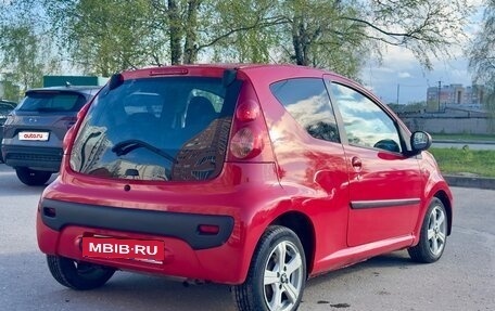 Peugeot 107 I рестайлинг, 2010 год, 400 000 рублей, 6 фотография