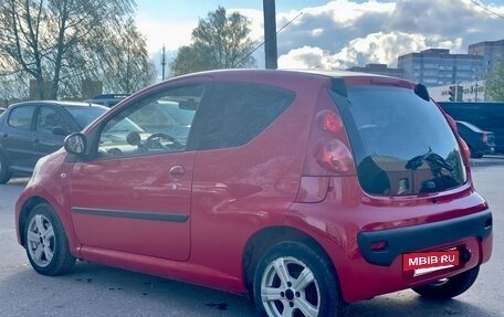 Peugeot 107 I рестайлинг, 2010 год, 400 000 рублей, 8 фотография