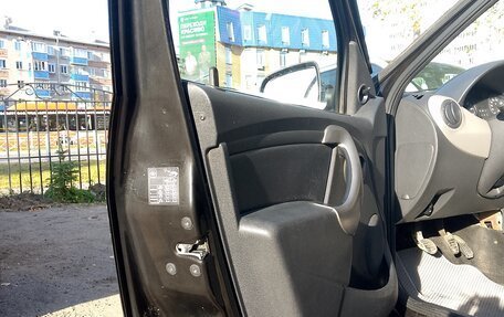 Renault Logan I, 2010 год, 350 000 рублей, 14 фотография