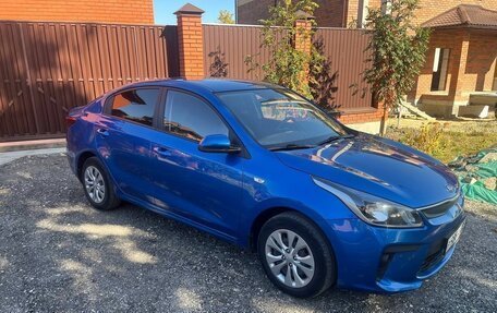 KIA Rio IV, 2017 год, 1 100 000 рублей, 10 фотография