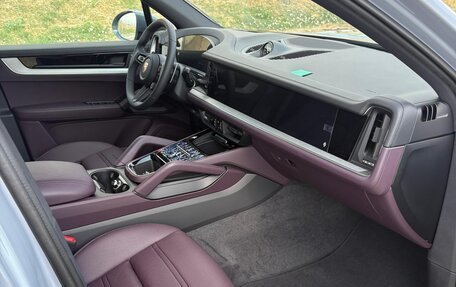 Porsche Cayenne III, 2025 год, 21 995 000 рублей, 2 фотография