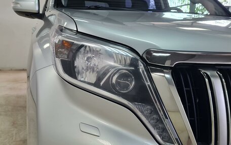 Toyota Land Cruiser Prado 150 рестайлинг 2, 2014 год, 3 490 000 рублей, 9 фотография