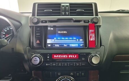 Toyota Land Cruiser Prado 150 рестайлинг 2, 2014 год, 3 490 000 рублей, 16 фотография