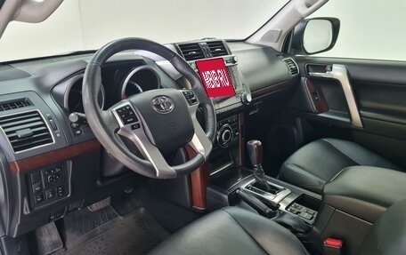 Toyota Land Cruiser Prado 150 рестайлинг 2, 2014 год, 3 490 000 рублей, 21 фотография