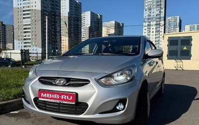 Hyundai Solaris II рестайлинг, 2011 год, 570 000 рублей, 1 фотография