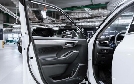 Toyota Highlander, 2025 год, 6 100 000 рублей, 31 фотография