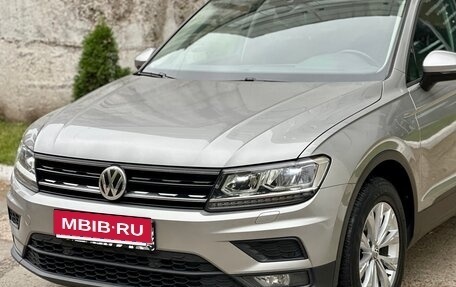 Volkswagen Tiguan II, 2020 год, 2 590 000 рублей, 5 фотография