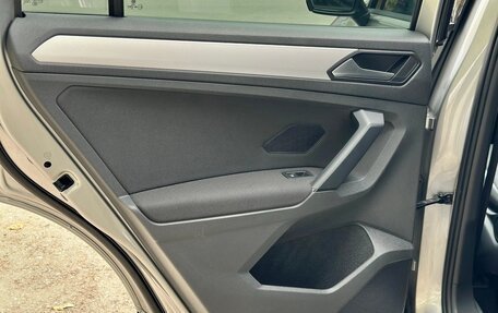 Volkswagen Tiguan II, 2020 год, 2 590 000 рублей, 24 фотография